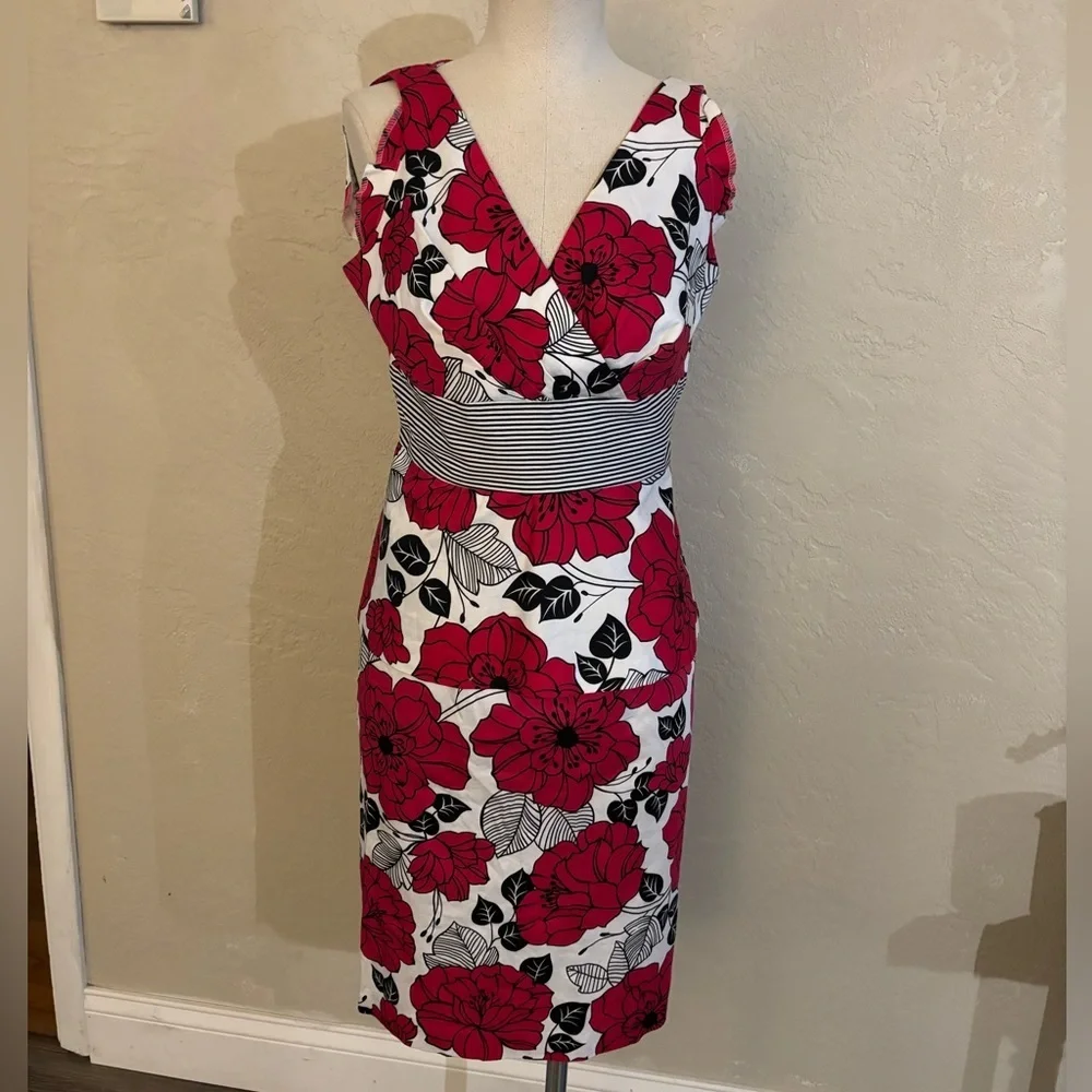 Derby Floral 2 Pcs Skirt Set in Pink and White Pattern Sz 8